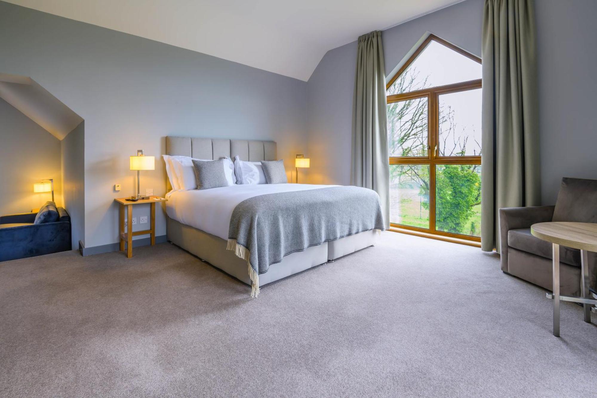 Killeavy Castle Estate Hotel Meigh Ngoại thất bức ảnh