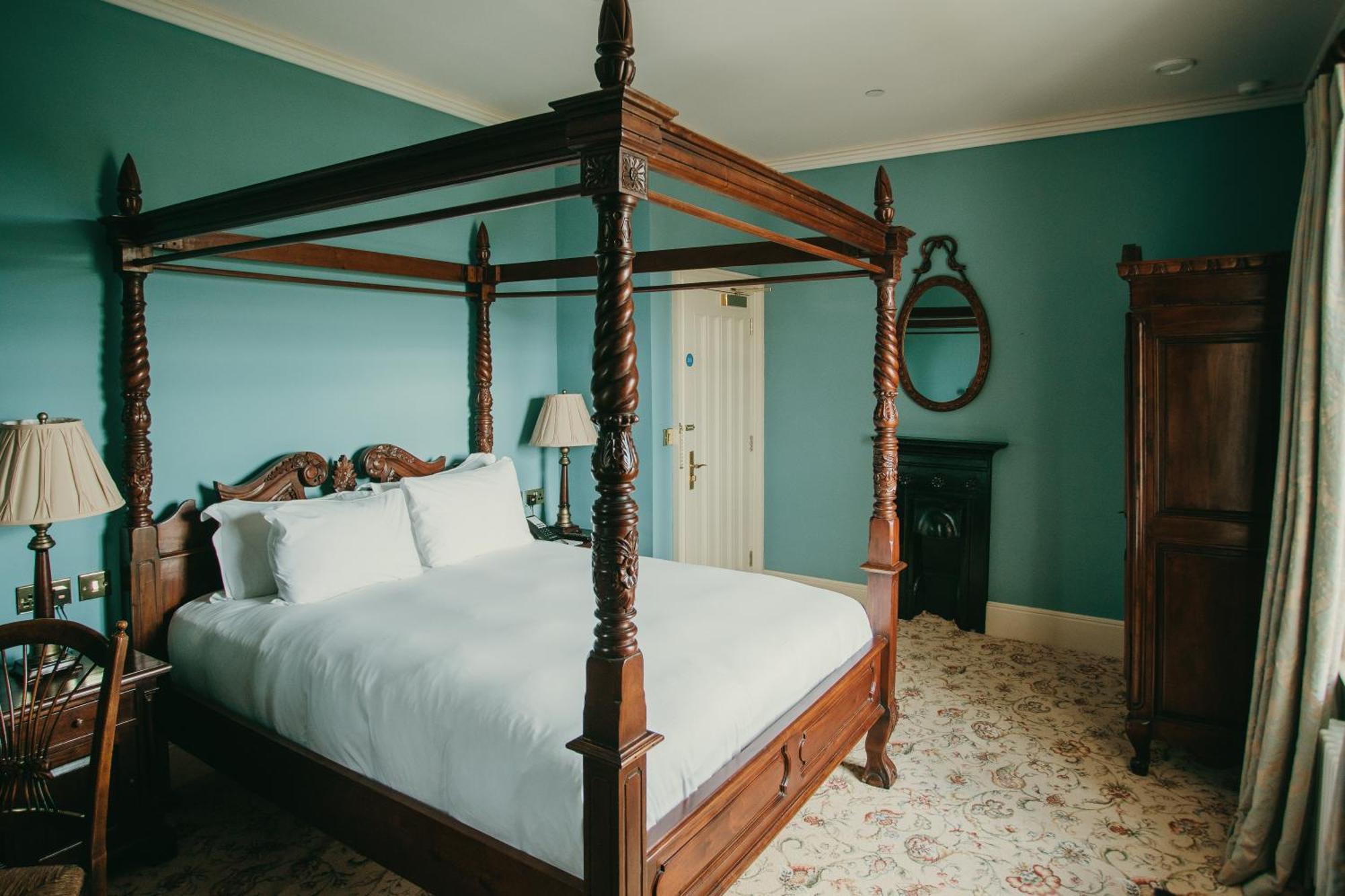 Killeavy Castle Estate Hotel Meigh Ngoại thất bức ảnh
