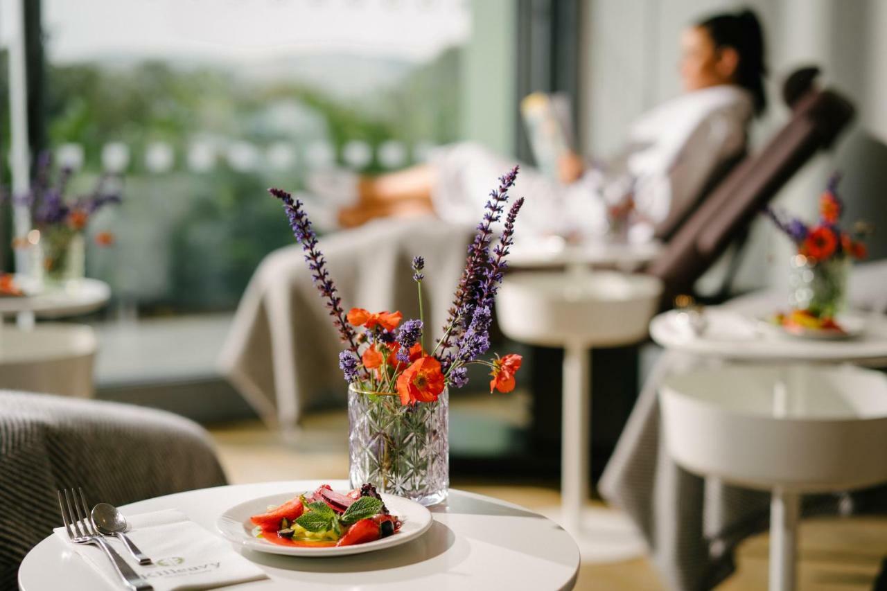 Killeavy Castle Estate Hotel Meigh Ngoại thất bức ảnh